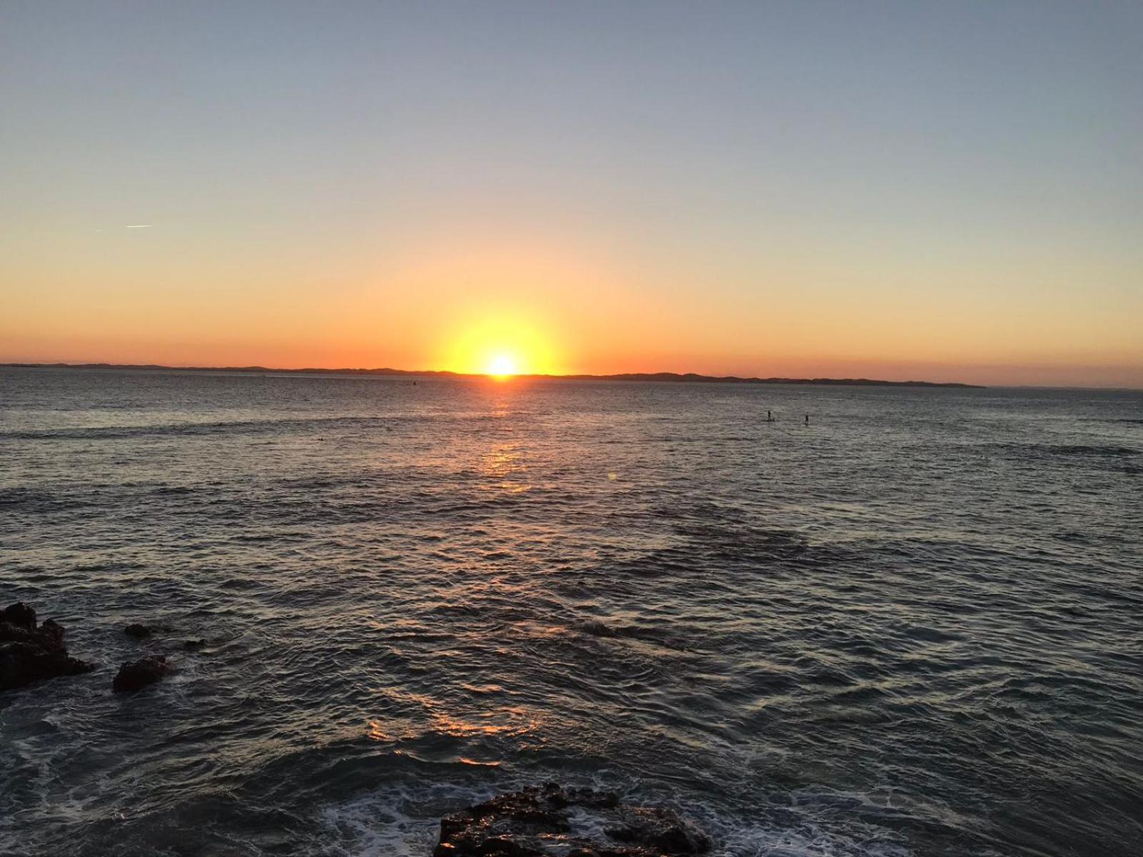 Por Do Sol Farol Da Barra Ac Apartment